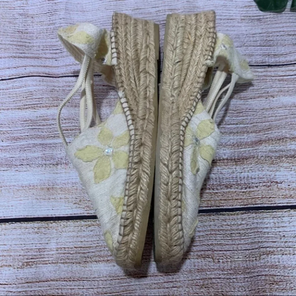 Eric Michael Floral Espadrilles Sandals size 40